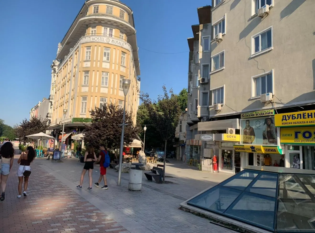 Apparent On The Main Street Apartment Varna